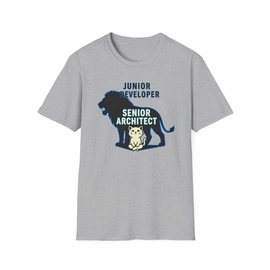 Junior developer vs Senior architect T-Shirt