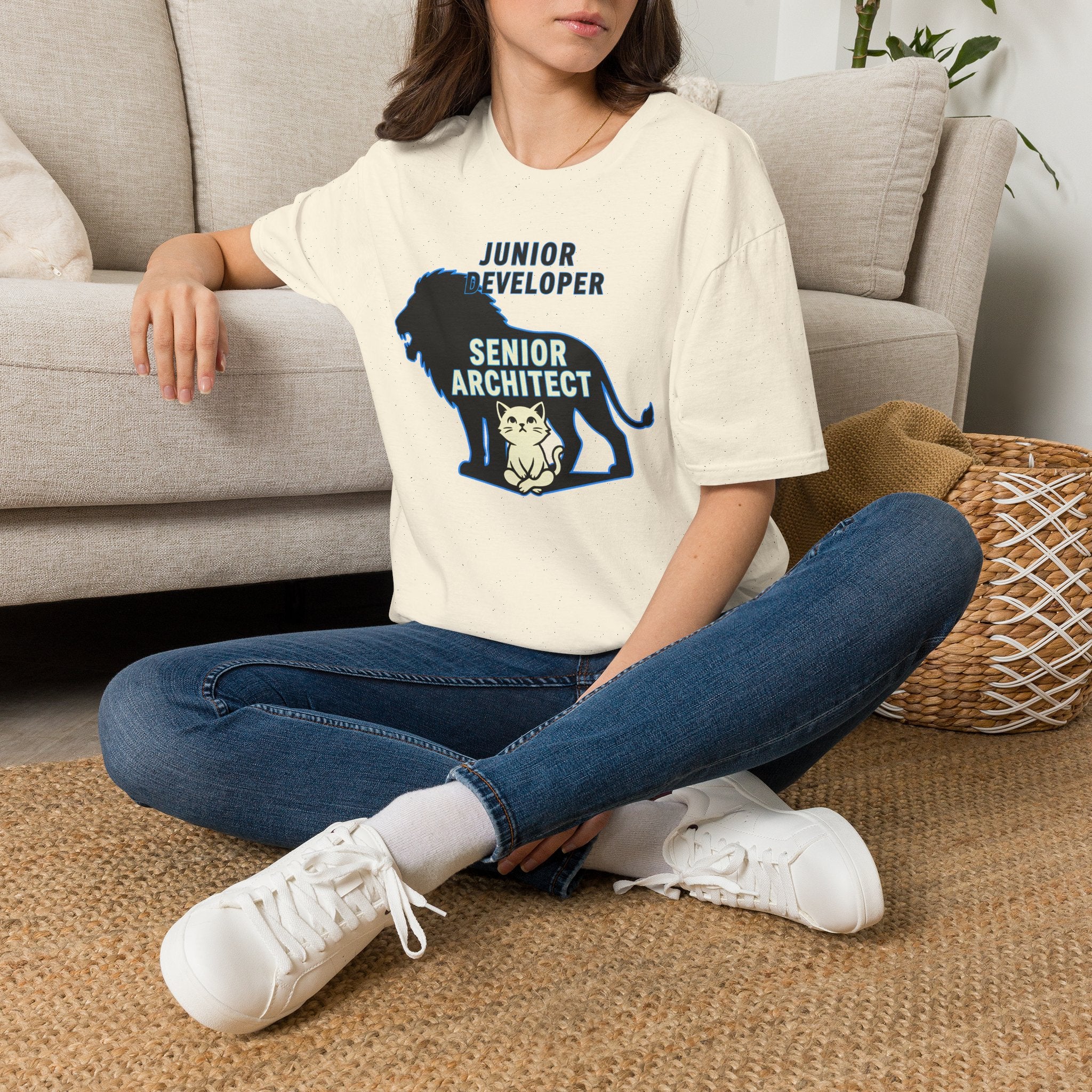 Junior developer vs Senior architect T-Shirt
