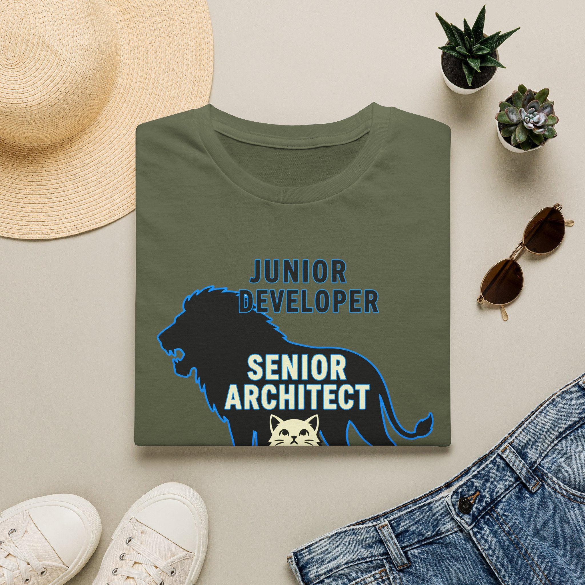 Junior developer vs Senior architect T-Shirt